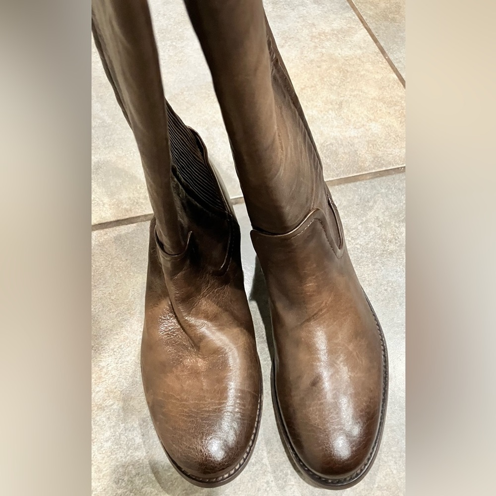 Frye Melissa Scrunch Leather Boot Size 7 Medium